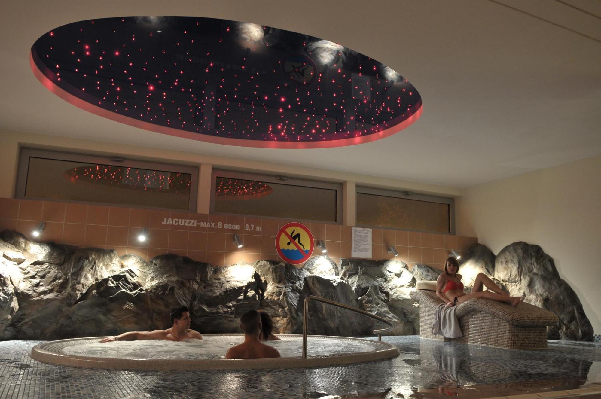 Hotel Jarota Jarocin Εξωτερικό φωτογραφία